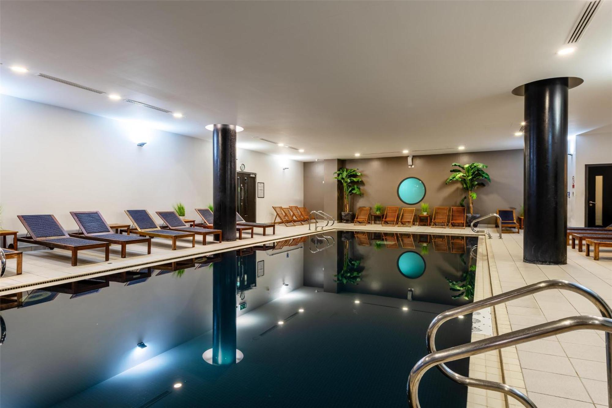 Radisson Hotel Manchester City Centre, A Verified Net Zero Hotel Esterno foto