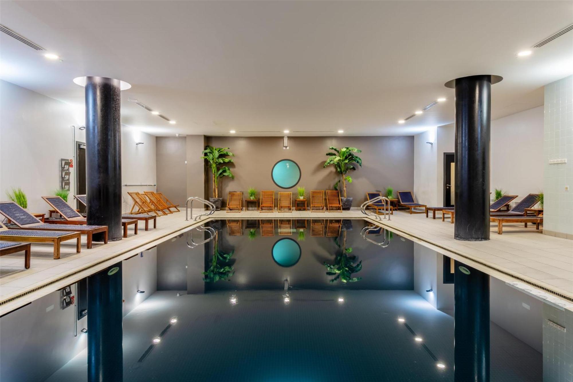Radisson Hotel Manchester City Centre, A Verified Net Zero Hotel Esterno foto