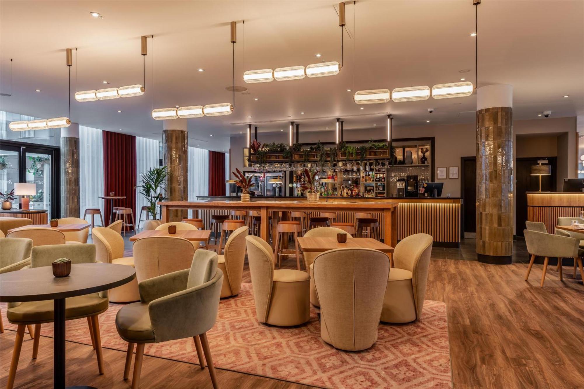 Radisson Hotel Manchester City Centre, A Verified Net Zero Hotel Esterno foto