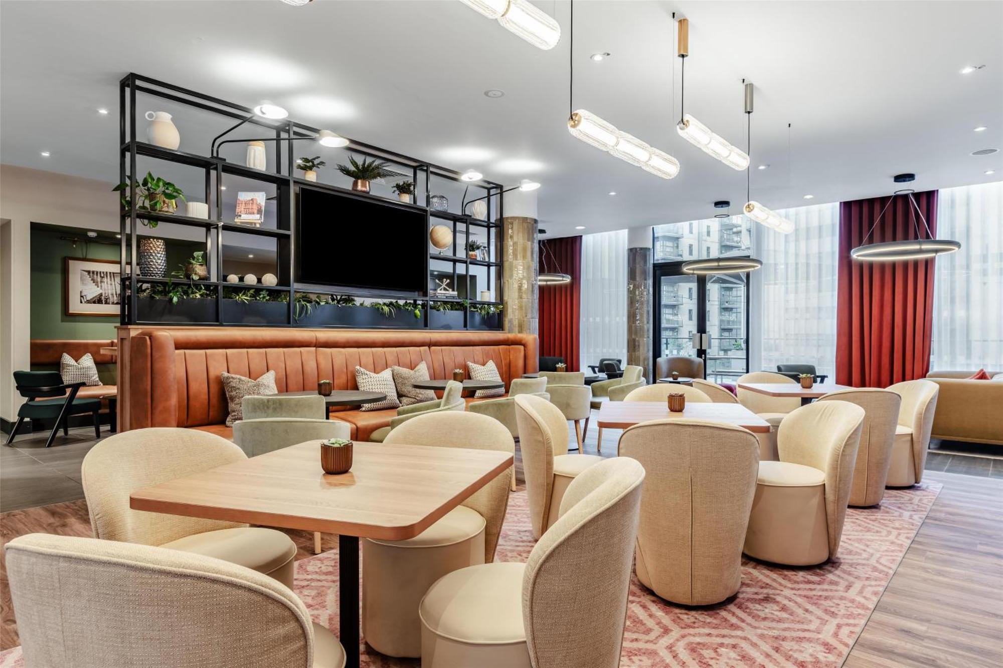 Radisson Hotel Manchester City Centre, A Verified Net Zero Hotel Esterno foto