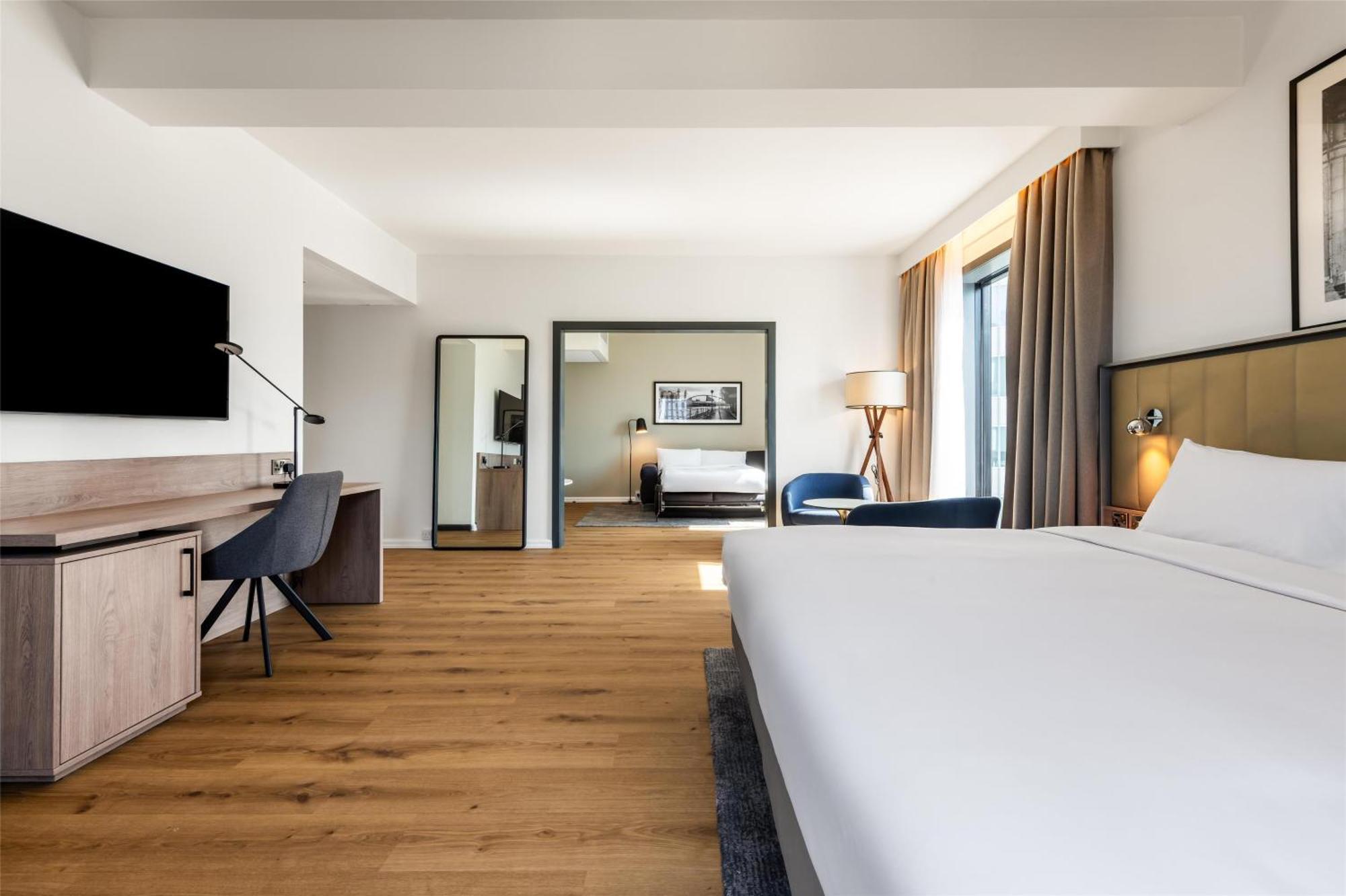 Radisson Hotel Manchester City Centre, A Verified Net Zero Hotel Esterno foto
