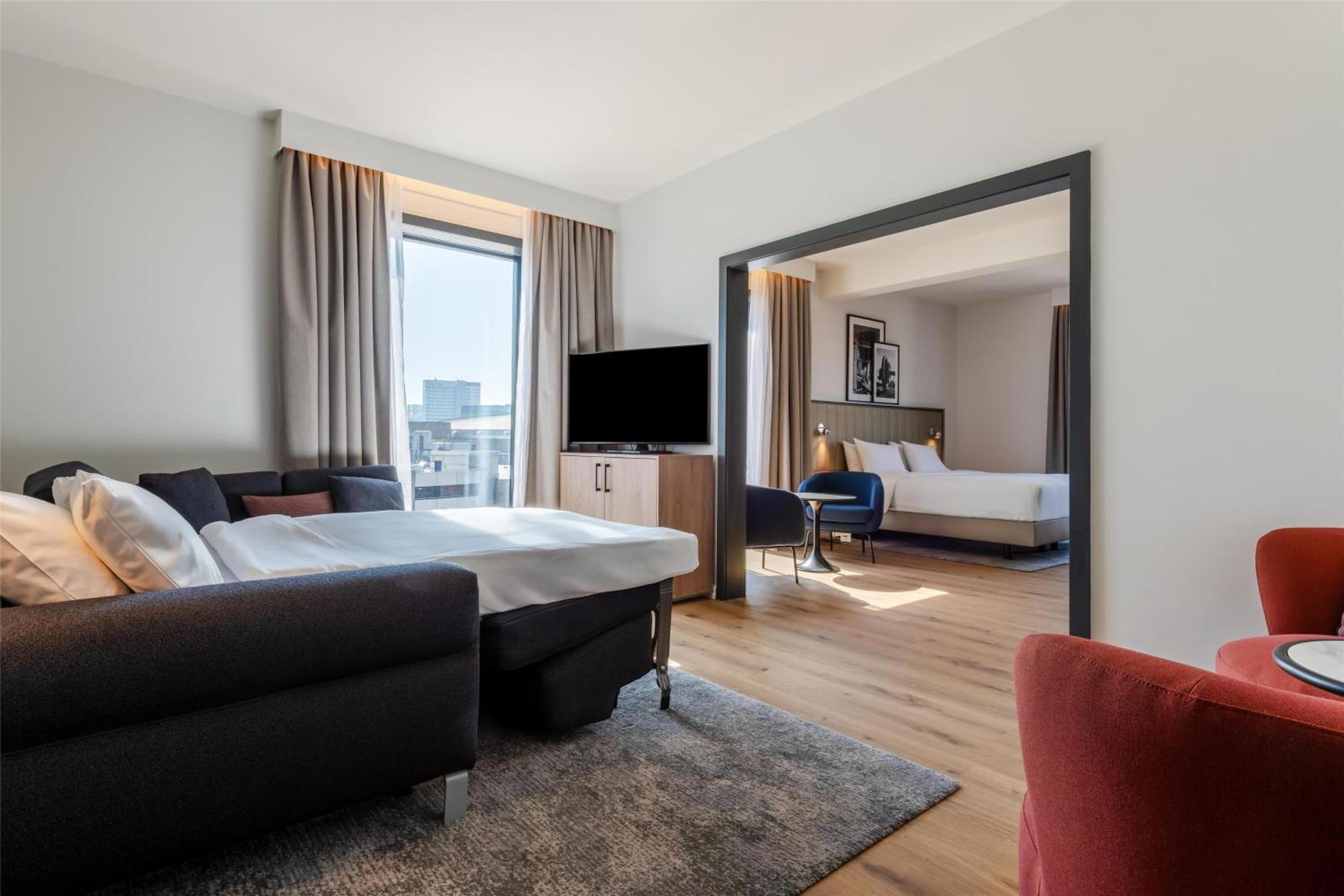 Radisson Hotel Manchester City Centre, A Verified Net Zero Hotel Esterno foto
