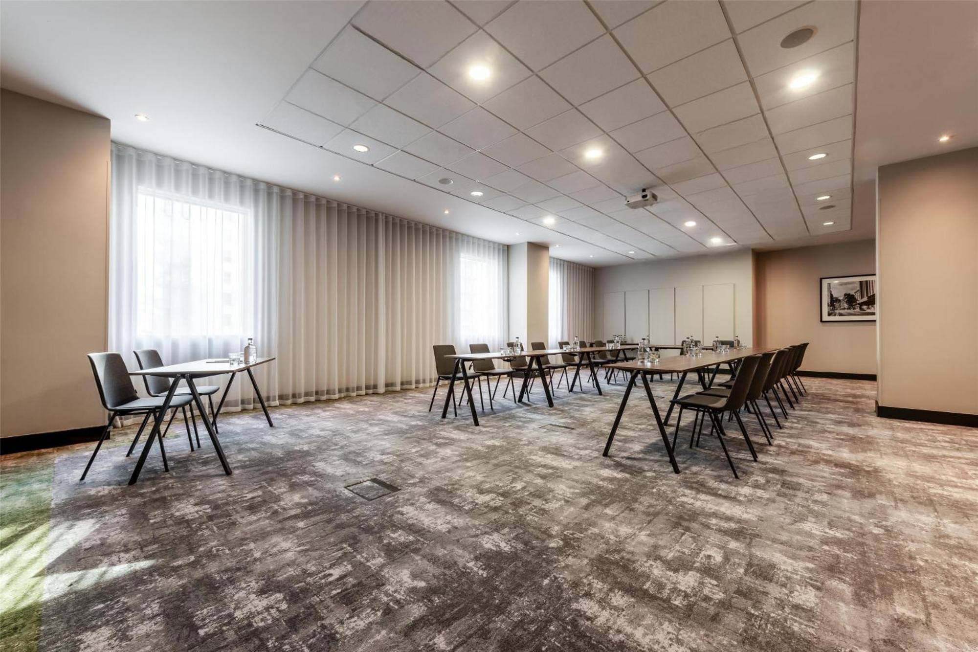 Radisson Hotel Manchester City Centre, A Verified Net Zero Hotel Esterno foto