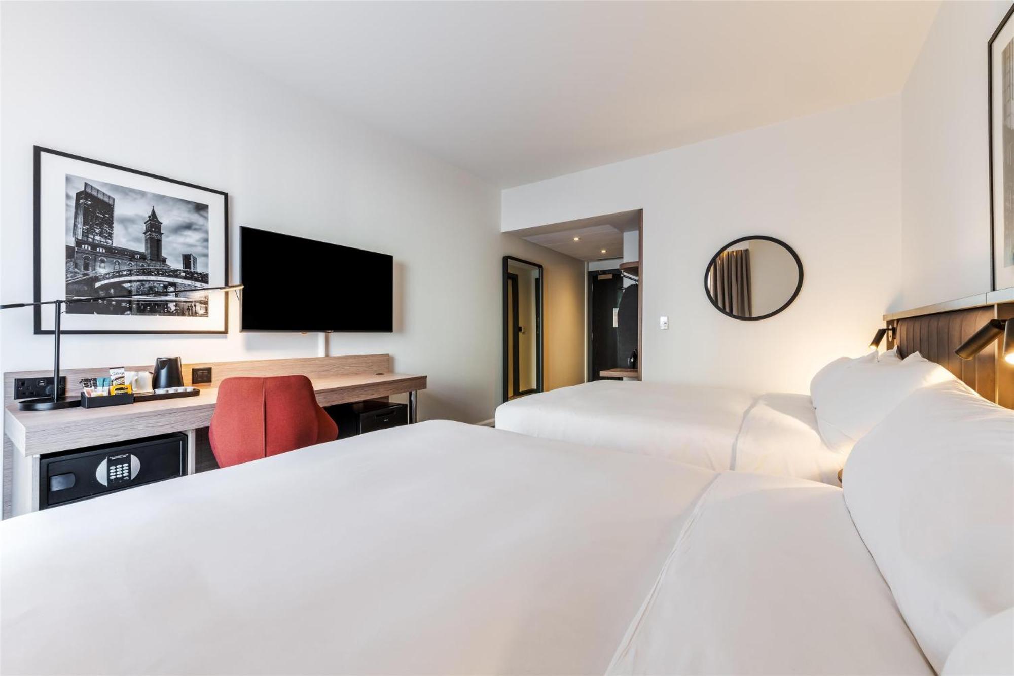 Radisson Hotel Manchester City Centre, A Verified Net Zero Hotel Esterno foto